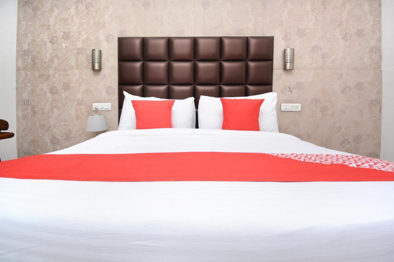 Hotel Ricky International Amritsar Exterior foto