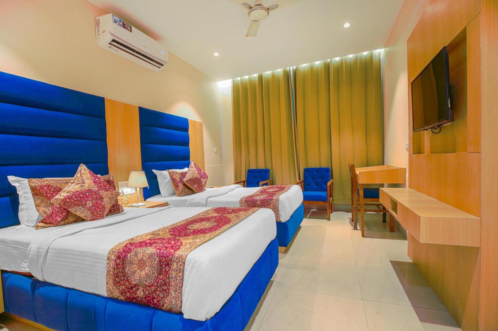 Hotel Ricky International Amritsar Exterior foto