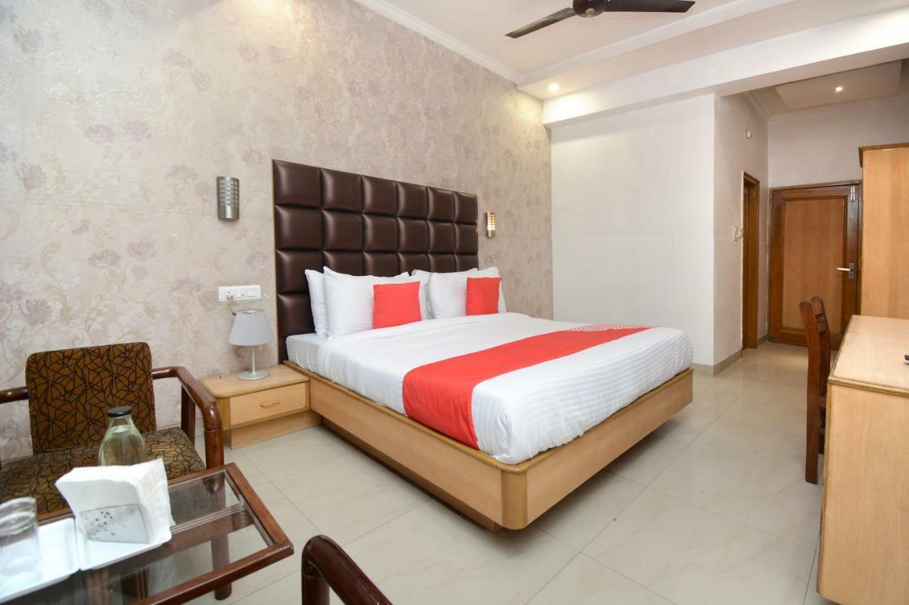 Hotel Ricky International Amritsar Exterior foto